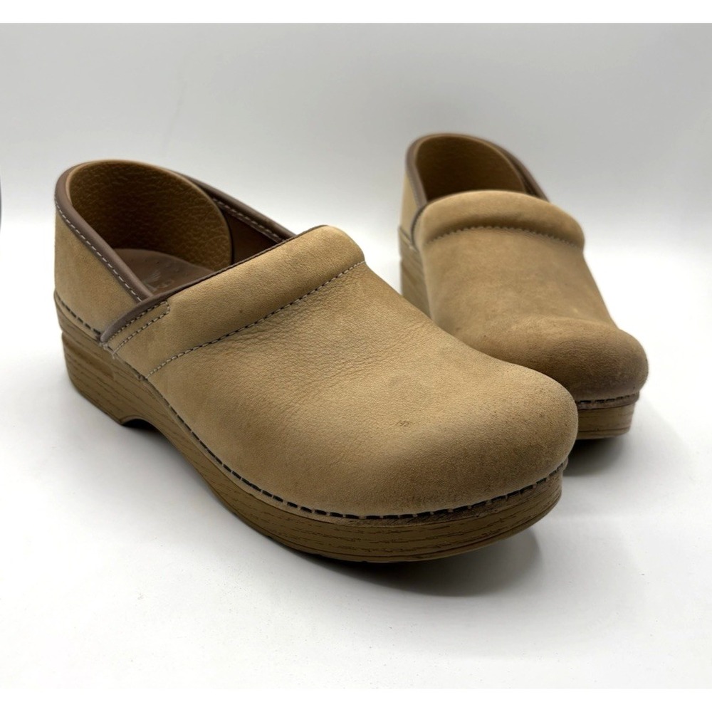 DANSKO Professional Clog Women's Size 8 W Beige Nubuck Slip-On Shoe
